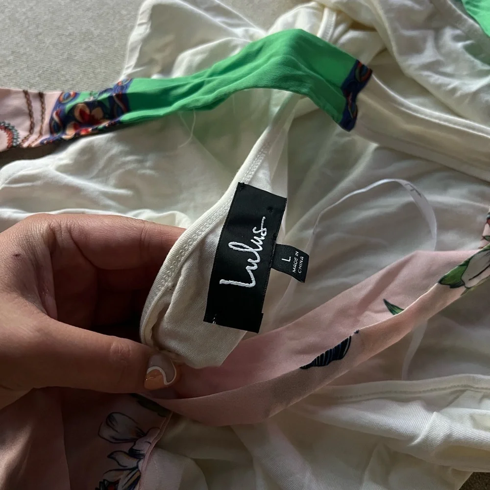 Lulus Tropical Halter Top Size Large - Picture 4 of 6